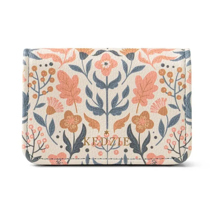 DM Merchandising Essentials Only Cash & Card Wallet – Maeve