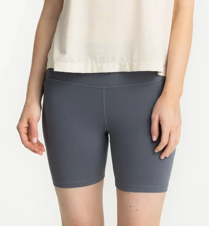 Free Fly Women‘s All Day 6″ Pocket Short Sale