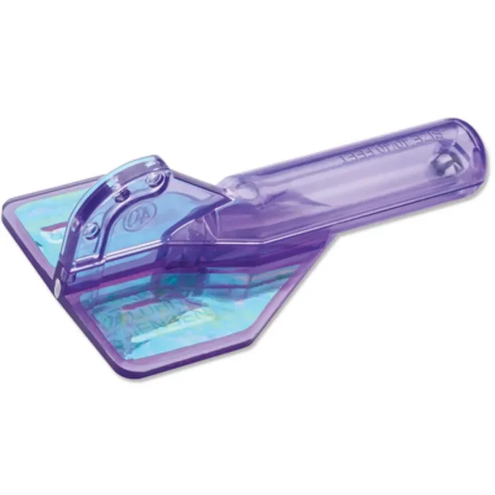 Luhr Jensen Jet Diver – Depth 20 ft. Length 3 1/2 in. – Fish Candy Purple UV Moonjelly