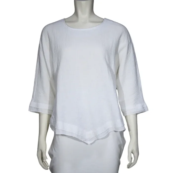 Lulu-B Women‘s Gauze 3/4 Slv Scoop Fringe Asymmetrical Top – White – 1X