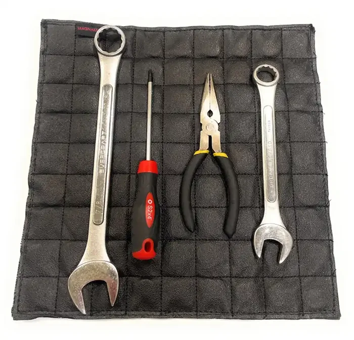 MagnaLure – Pedistal Wrap – 12inx12in Magnetic –