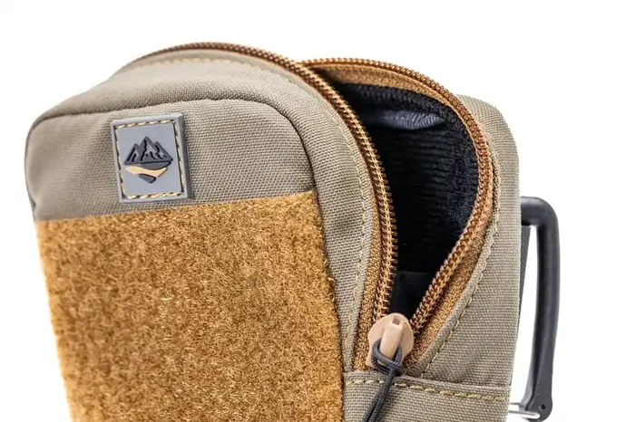 Striver Streamline Zipper Pouch